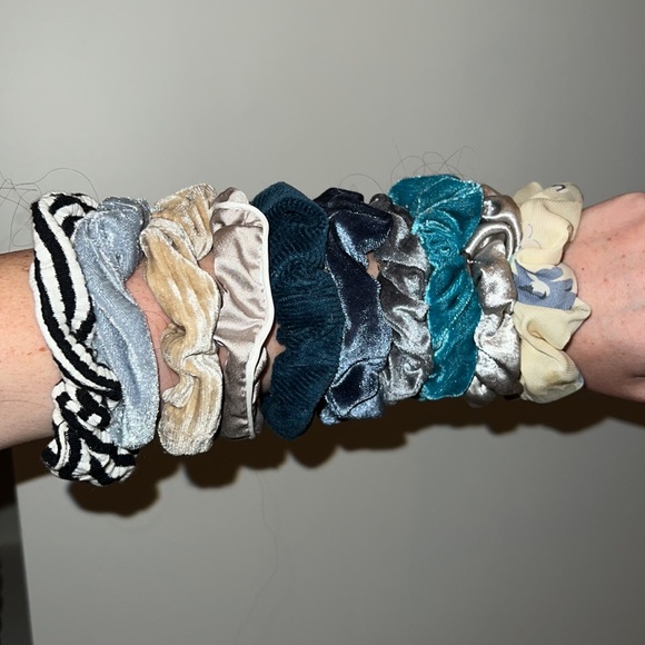 BUNDLE - coastal colour palette scrunchies - Picture 1 of 3
